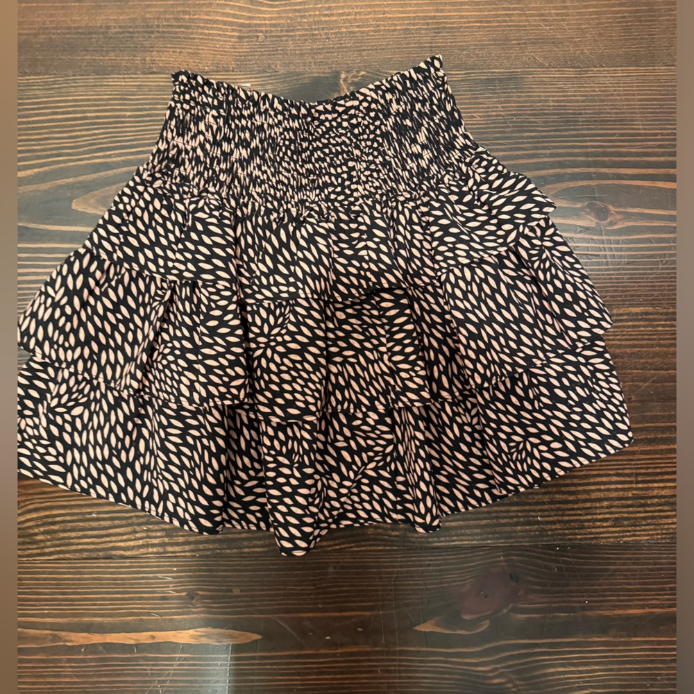 Black and pink patterned skirt
